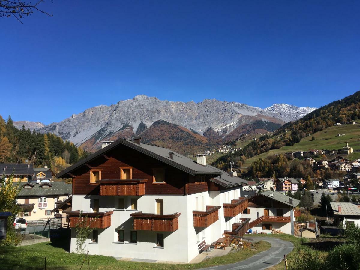 Chalet Del Bosco Valdisotto Exterior foto